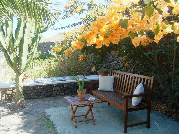 8d4bd925 9b5d 473e 9f76 ea8e6df7d0be