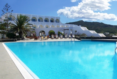 piscina_cossyra.jpg